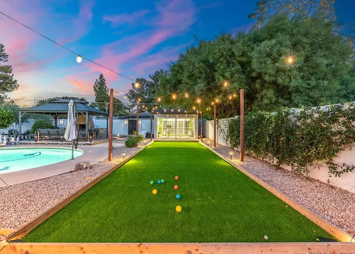 Heated Pool Pickleball Mini Putt Gym Sleeps 24 Ferienhaus