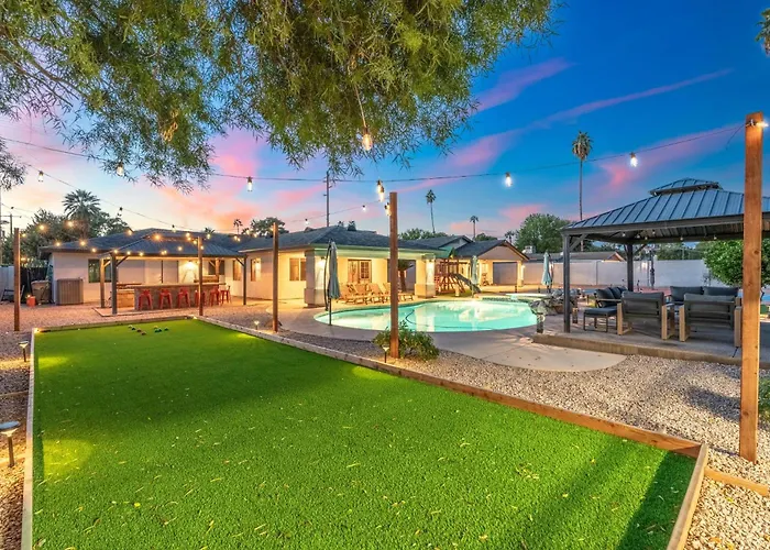 Heated Pool Pickleball Mini Putt Gym Sleeps 24 Ferienhaus *