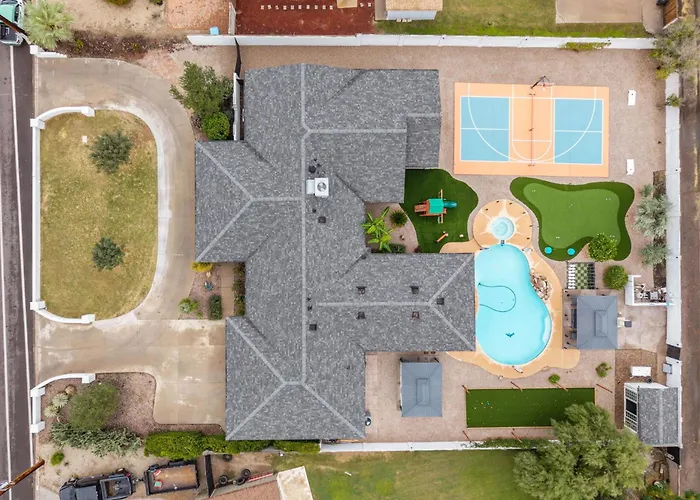 Heated Pool Pickleball Mini Putt Gym Sleeps 24 Ferienhaus *